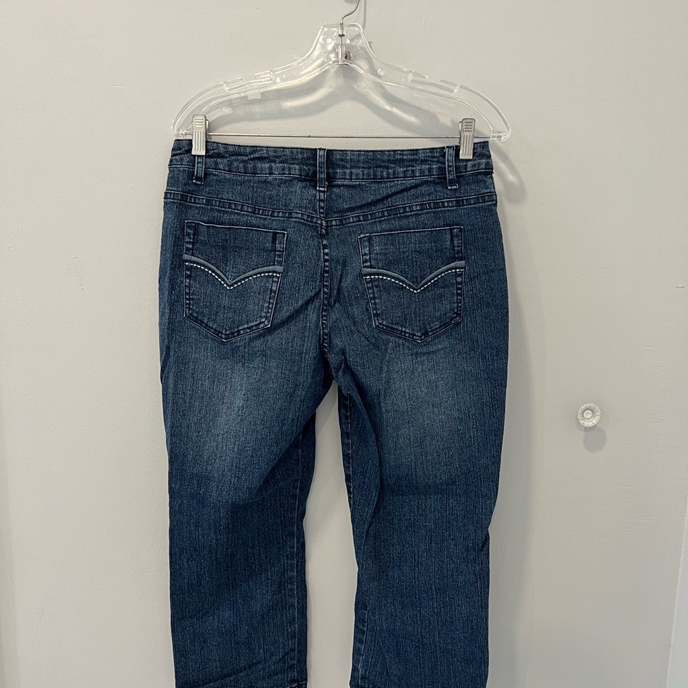 Floral Embroidered Blue Capri Jeans - Picture 3 of 3